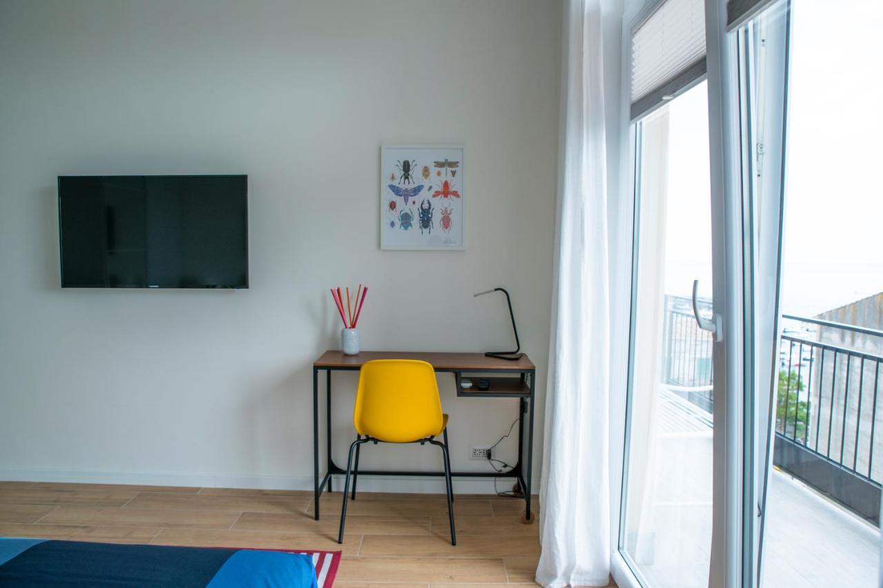 Occhi Sul Mare Apartment アチレアーレ エクステリア 写真