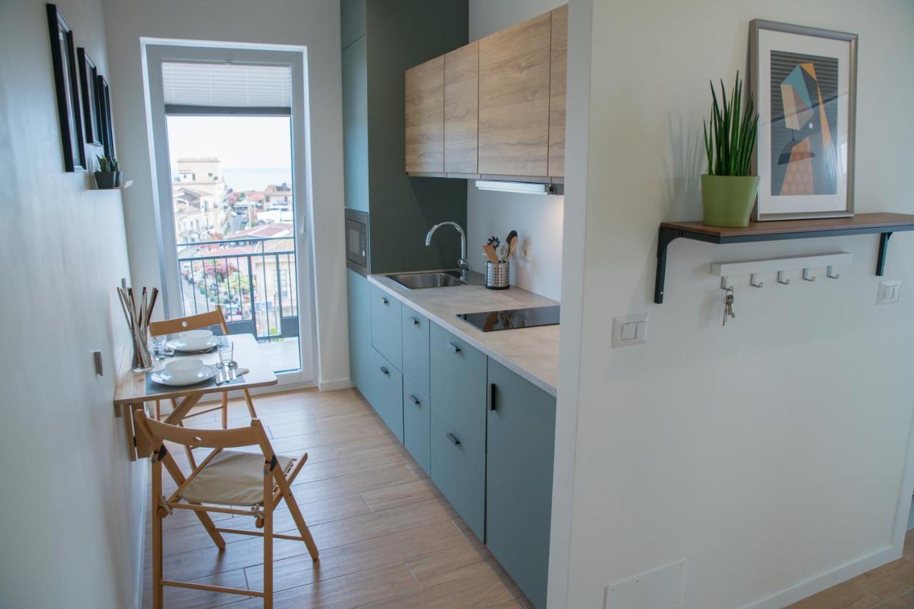 Occhi Sul Mare Apartment アチレアーレ エクステリア 写真